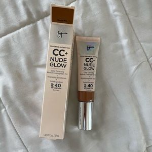 NIB It Cosmetics CC+ Nude Glow skin tint in neutral rich